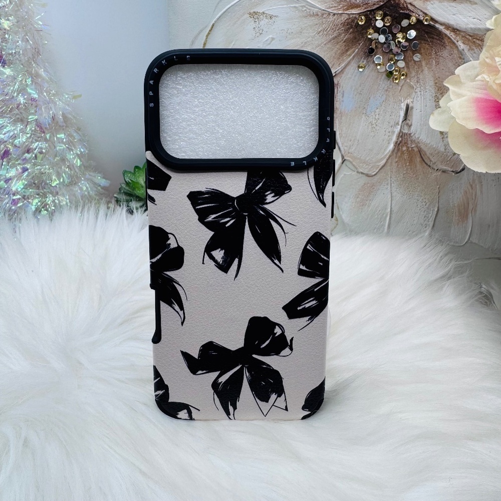 Chic iPhone 17 Pro Max Black Bow Theme Case - Picture 1 of 4